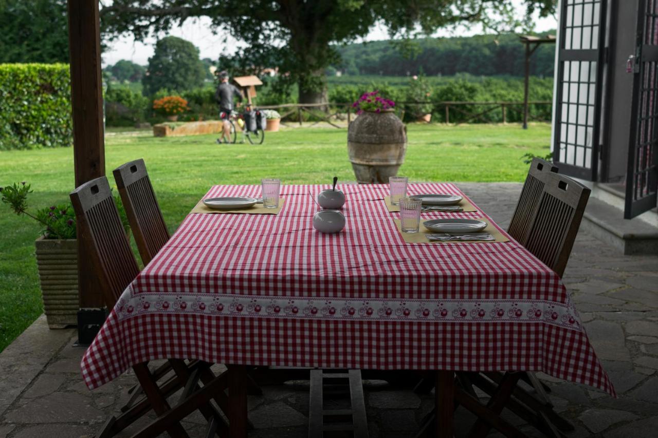 Agriturismo Il Poggio Vetralla Kültér fotó
