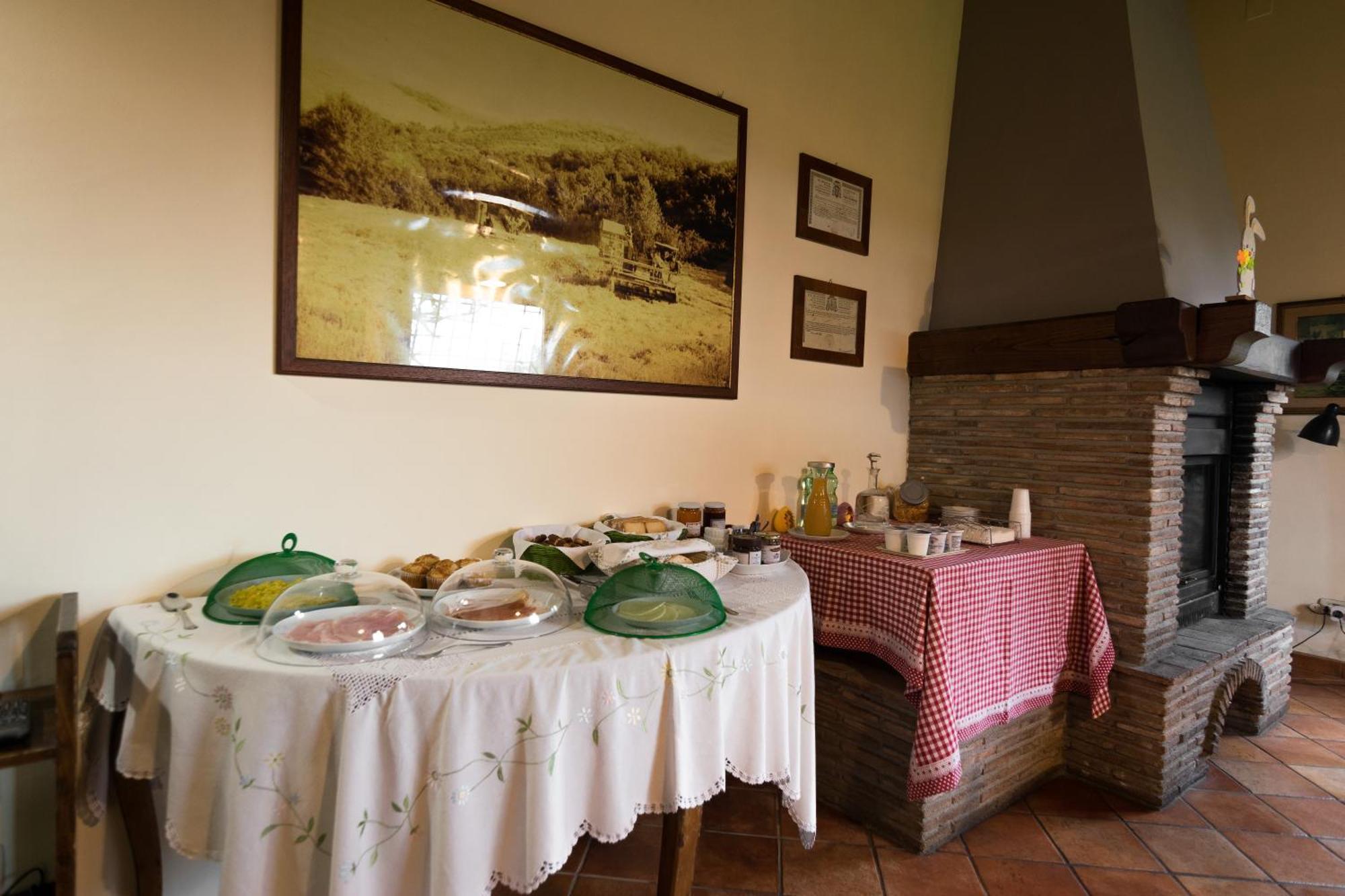 Agriturismo Il Poggio Vetralla Kültér fotó